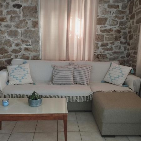 AitolikoΤο Πέτρινοアパートメント 部屋 写真